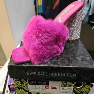 Size 10 furry chunk heels
